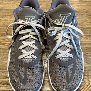 Nike Air Jordan Tatum Basketball shoes 7Y Gray